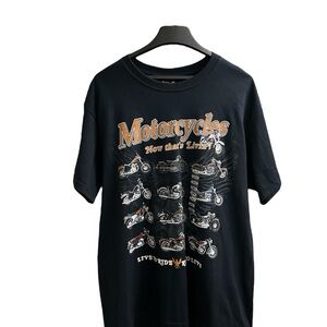 NWOT Black Mens Motorcycles ‘Now That’s Livin’!’ Size L Graphic T-Shirt